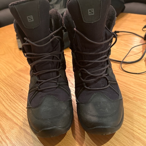 Salmon boots - Picture 1 of 4